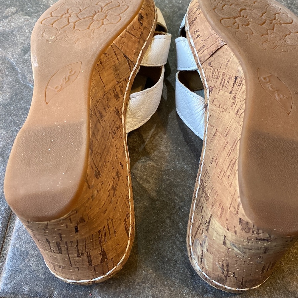 Sandals - Picture 3 of 3